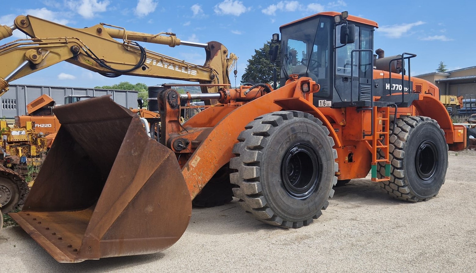 Pala Gommata Hyundai  HL 770 XTD – 7A anno 2009 ore lavorate 9800