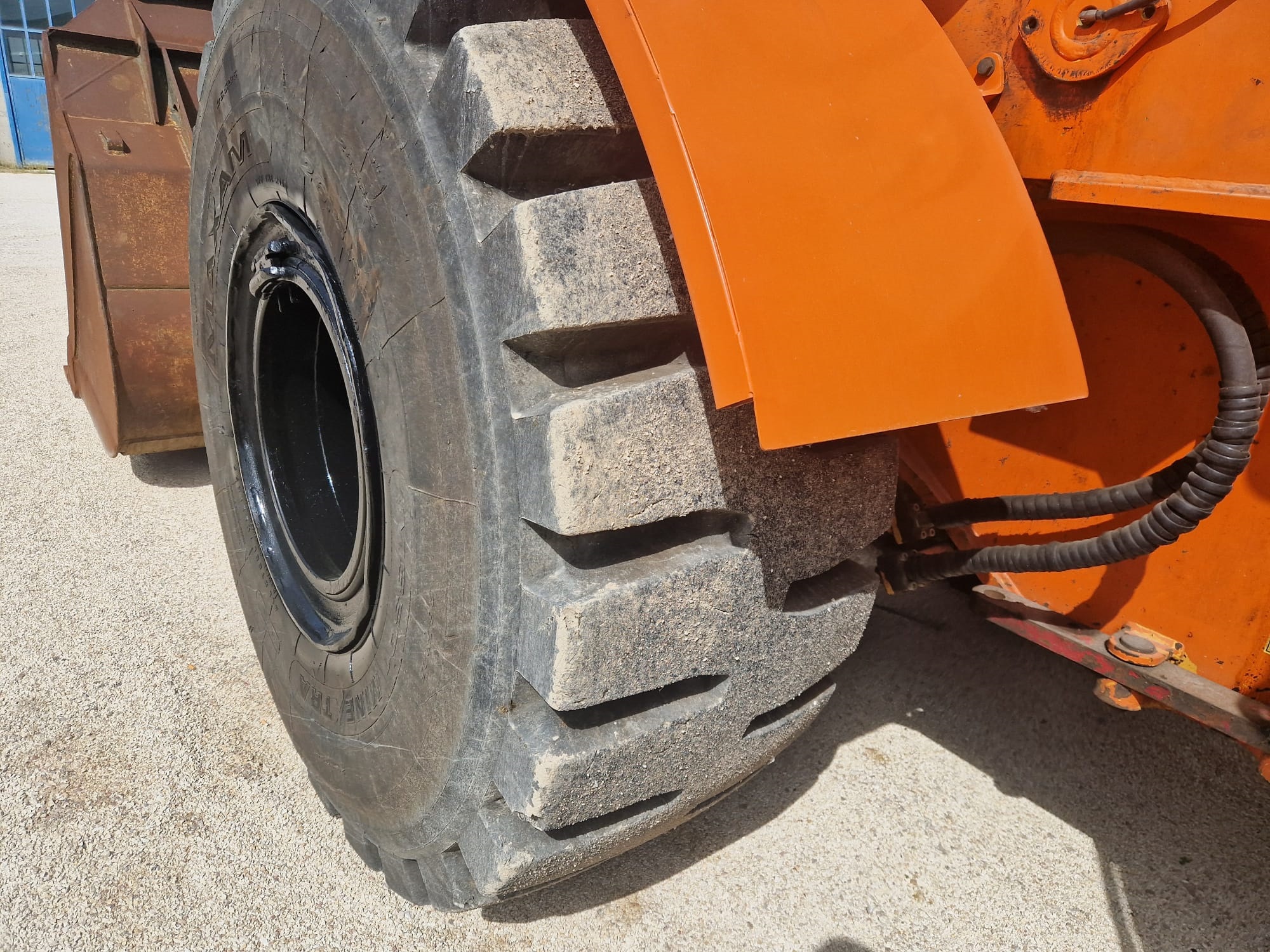Pala Gommata Hyundai  HL 770 XTD – 7A anno 2009 ore lavorate 9800