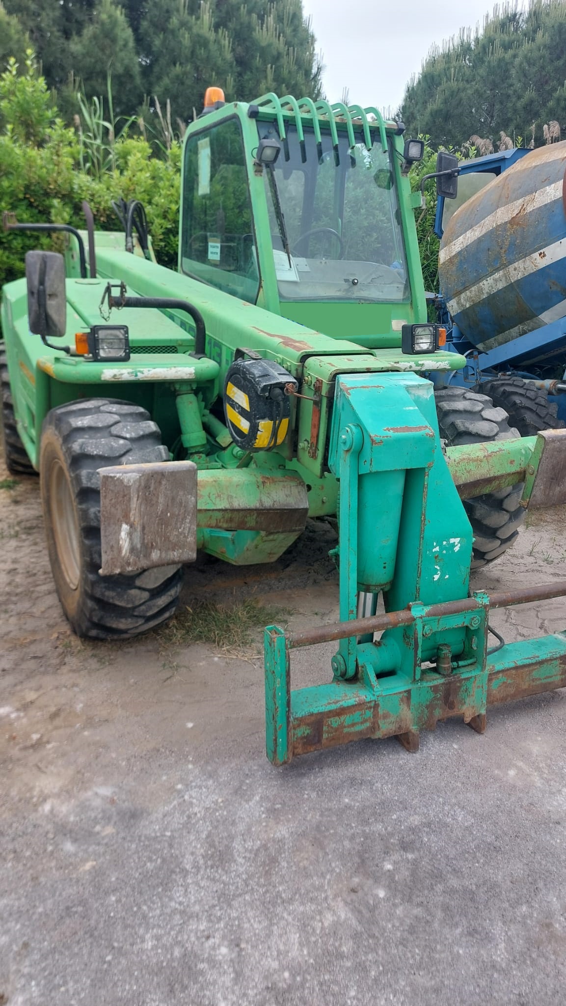 Merlo 30.13 fisso anno 1997 ore 7600