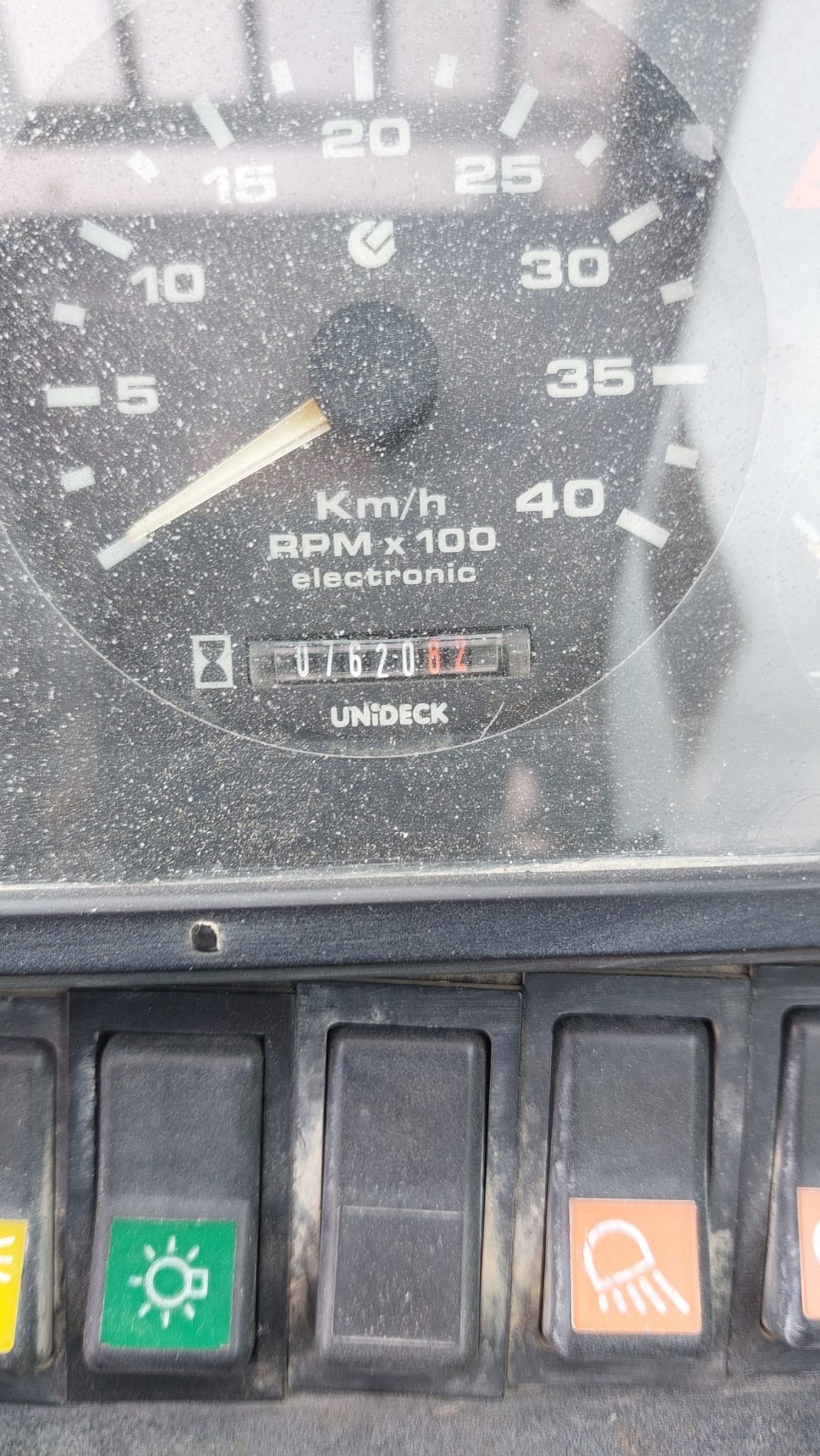 Merlo 30.13 fisso anno 1997 ore 7600