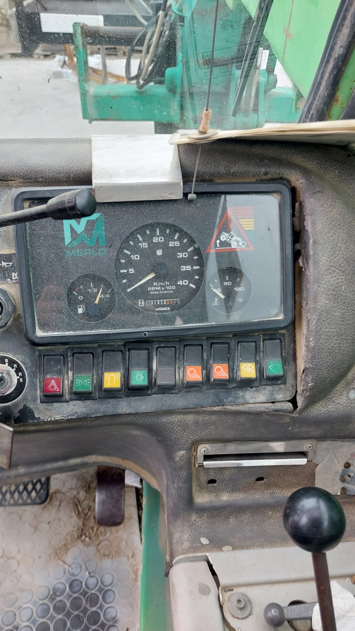 Merlo 30.13 fisso anno 1997 ore 7600