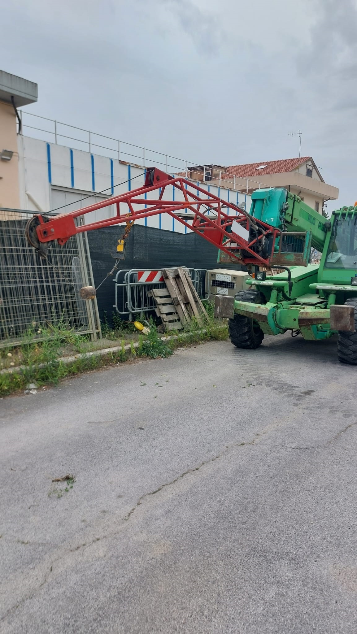 Merlo 30.13 fisso anno 1997 ore 7600